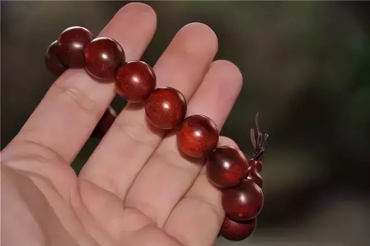 正宗小叶紫檀鸡血红料,小叶紫檀鸡血红料怎么样