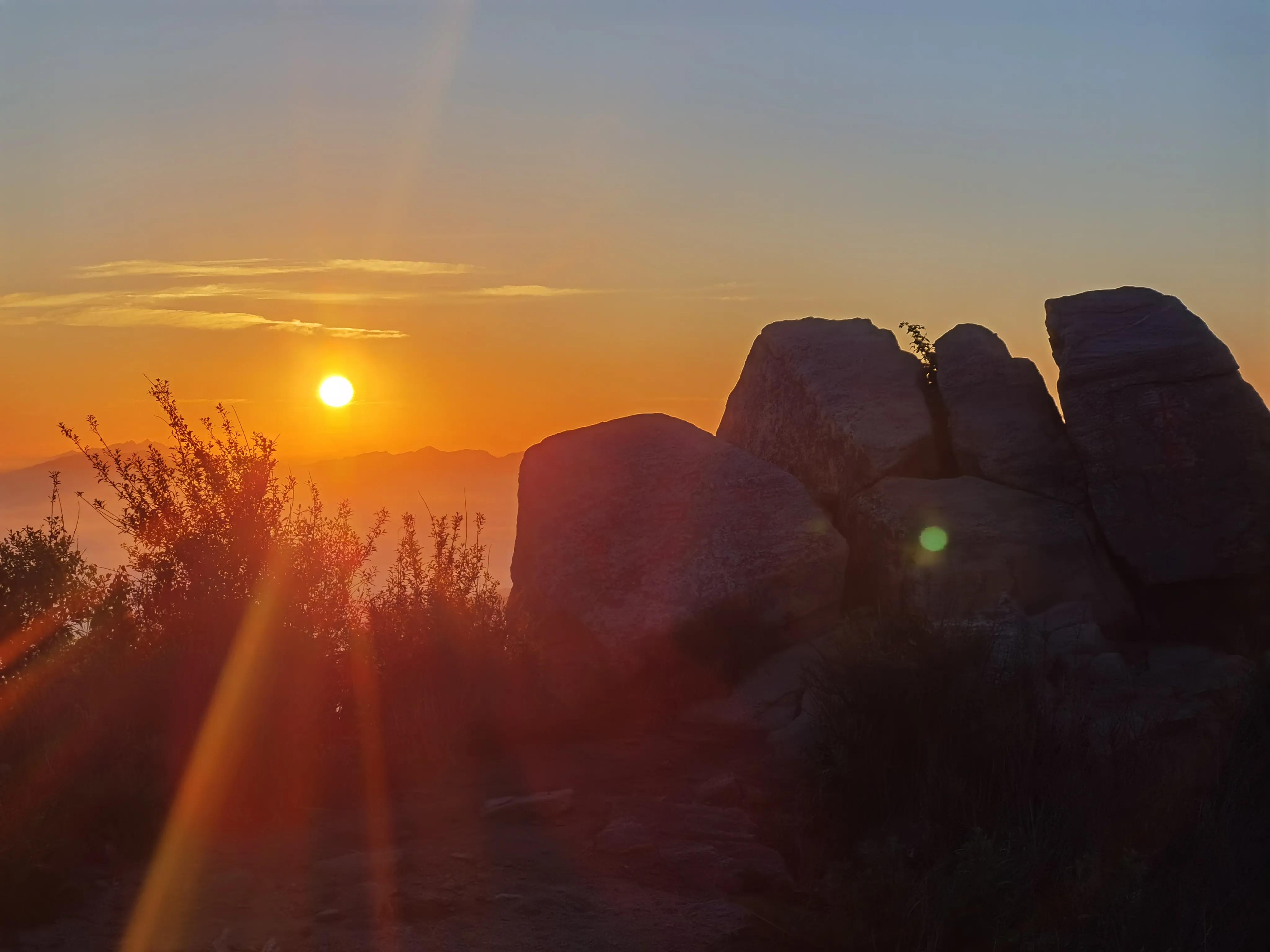 驼梁风景区爬多久,驼梁夜爬几点开始