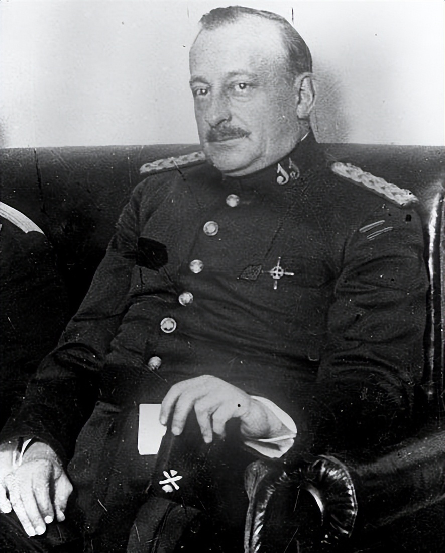 为什么西班牙会恢复君主制,西班牙君主制废除的时间