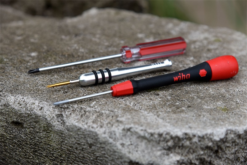 威汉PicoFinish数码拆机精密螺丝刀8件套（90018C）入手体验