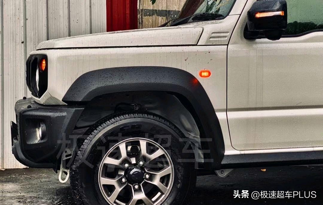 全新铃木吉姆尼空间,铃木吉姆尼长轴版实车曝光