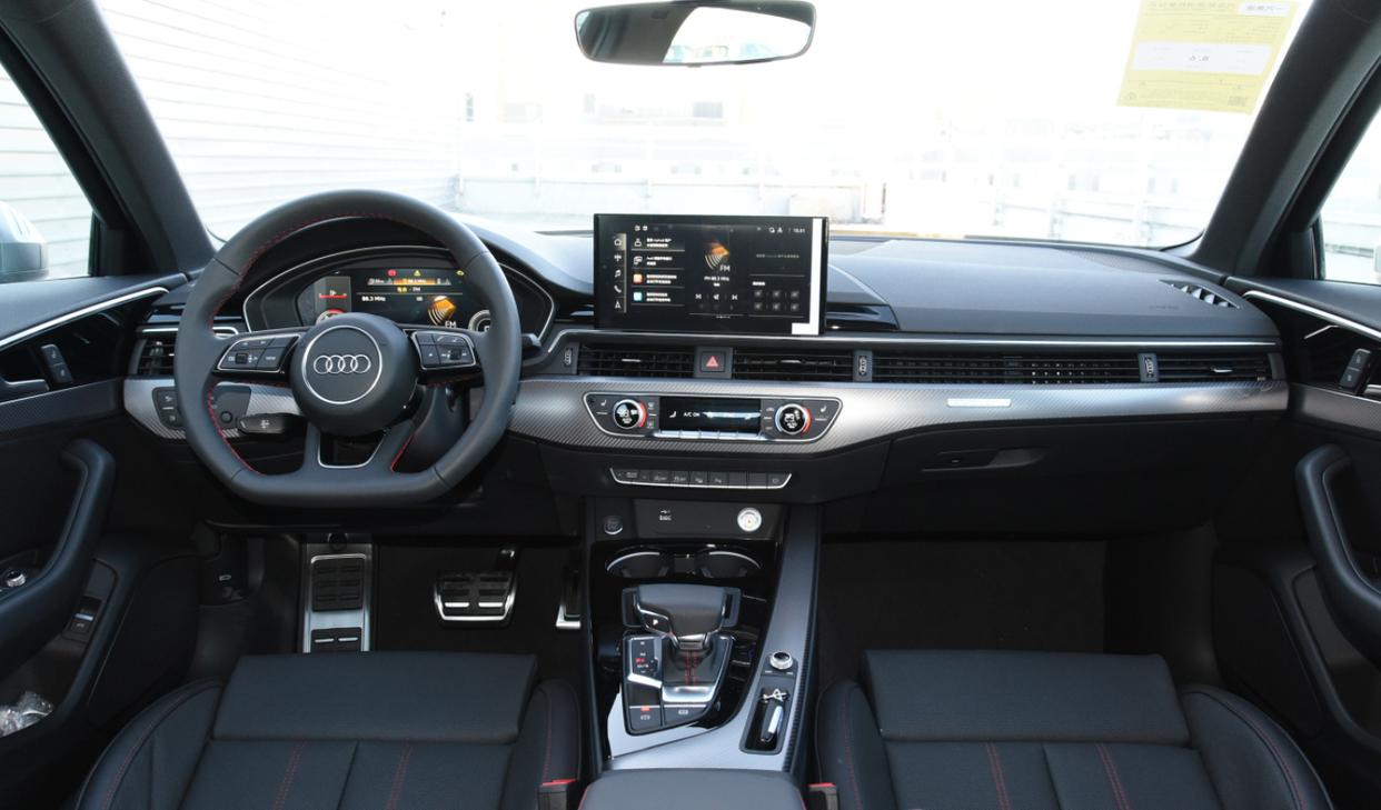 奥迪a6与a4驾驶感受区别,奥迪a4l45quattro驾驶感受