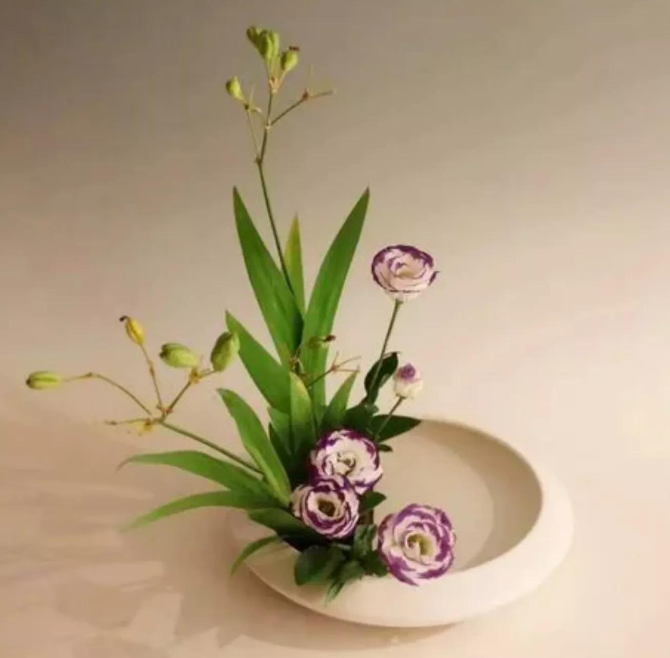 花尽其用，与花交集——对插花花艺的前景分析