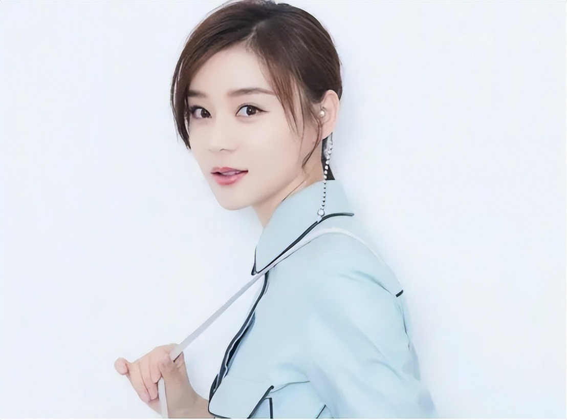 袁姗姗的一个小动作为自己反黑了,袁姗姗为什么可以洗白成功