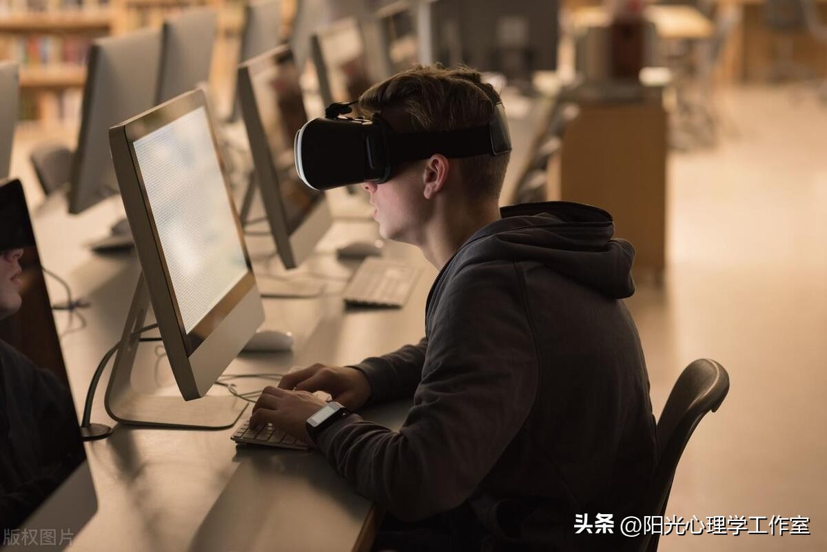 大家爱看的色情片，它对我们有害处吗？