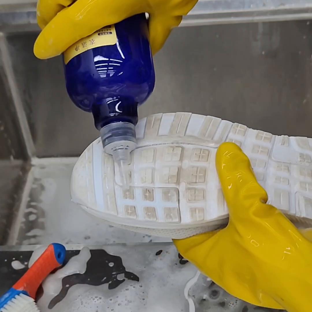 针织网面鞋子如何清洗,针织鞋子的清洁方法