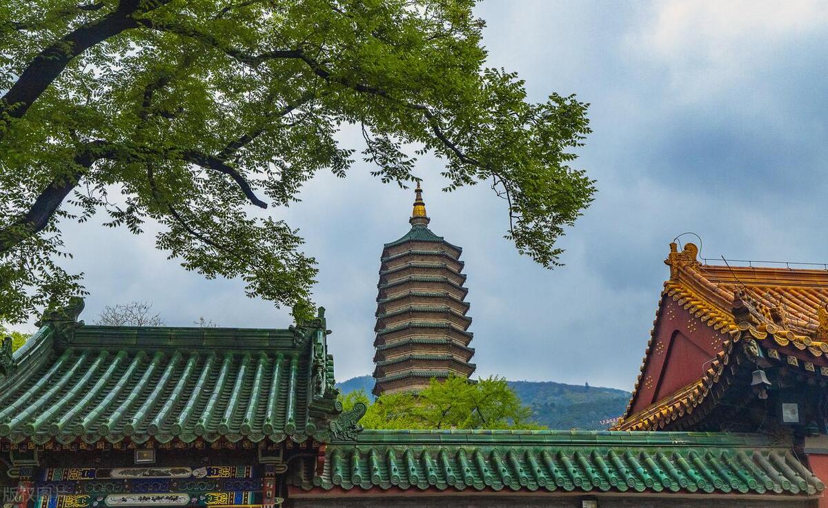 趣玩北京：北京中轴线之八大处公园