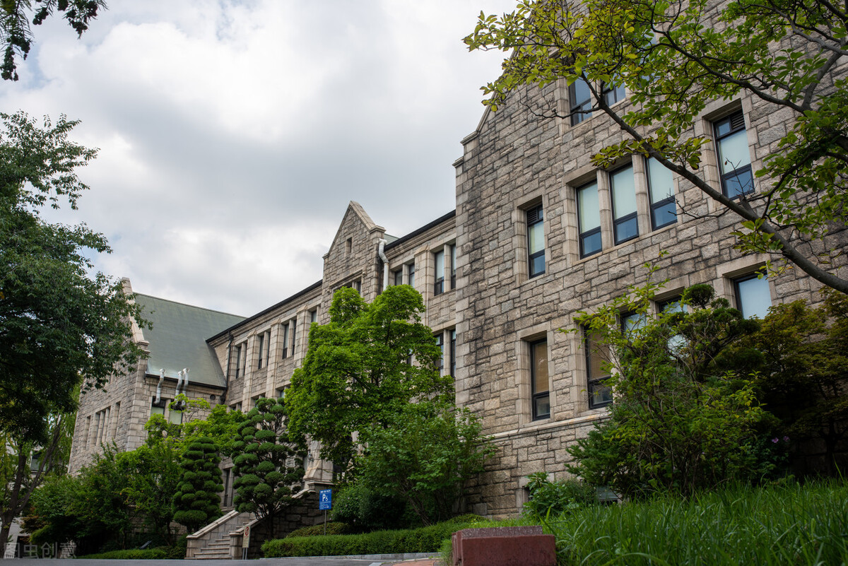 韩国前十名校专业留学条件,韩国留学排行榜前十名