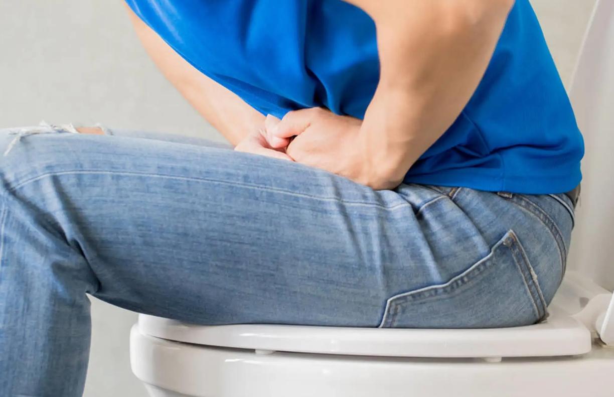 生完孩子坐月子胀奶怎么办,坐月子便秘怎么办什么方法最有效