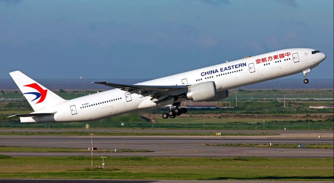 广西东航飞机坠毁事件有没有伤亡,东航搭载132人客机在广西坠毁