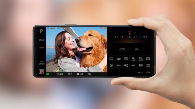 浓缩才是精华!翻箱倒柜找出这4款“小屏”手机,兼具性能和手感