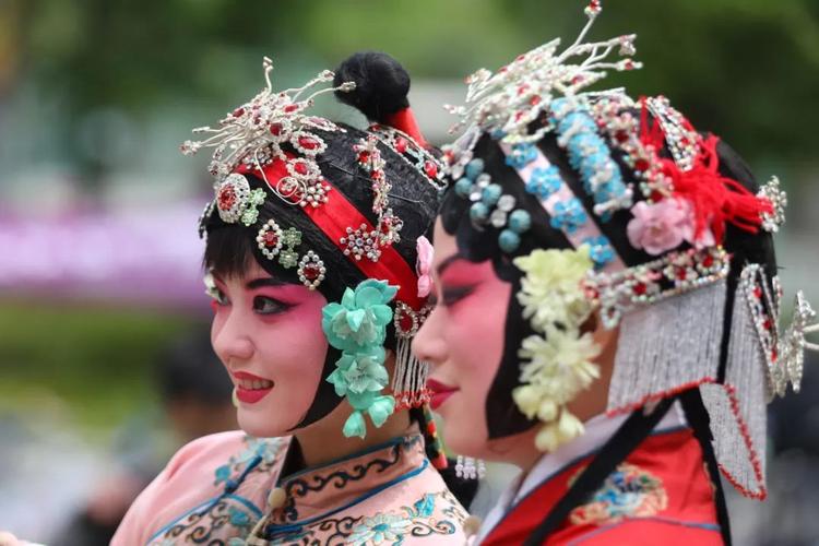 论电影中戏曲元素的应用,中国戏曲元素对电影的影响