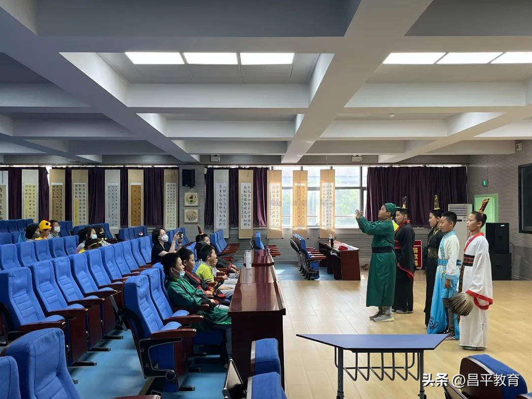 政协委员视察教育工作,政协委员视察学校项目