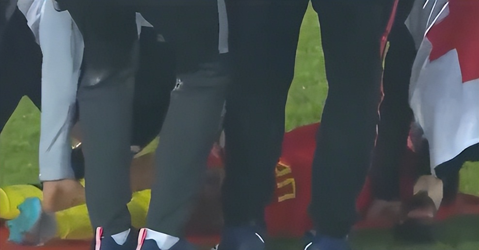 梅西捐款琼中女足,梅西慈善公益完整视频