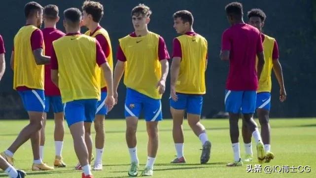 西班牙加维世界杯首秀,西班牙18岁小将加维5个球