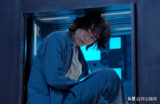 菅田将晖最新悬疑电影,菅田将晖光头电影