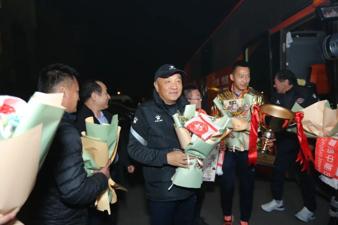 中乙到中超大满贯青岛足球史上最佳功勋教练