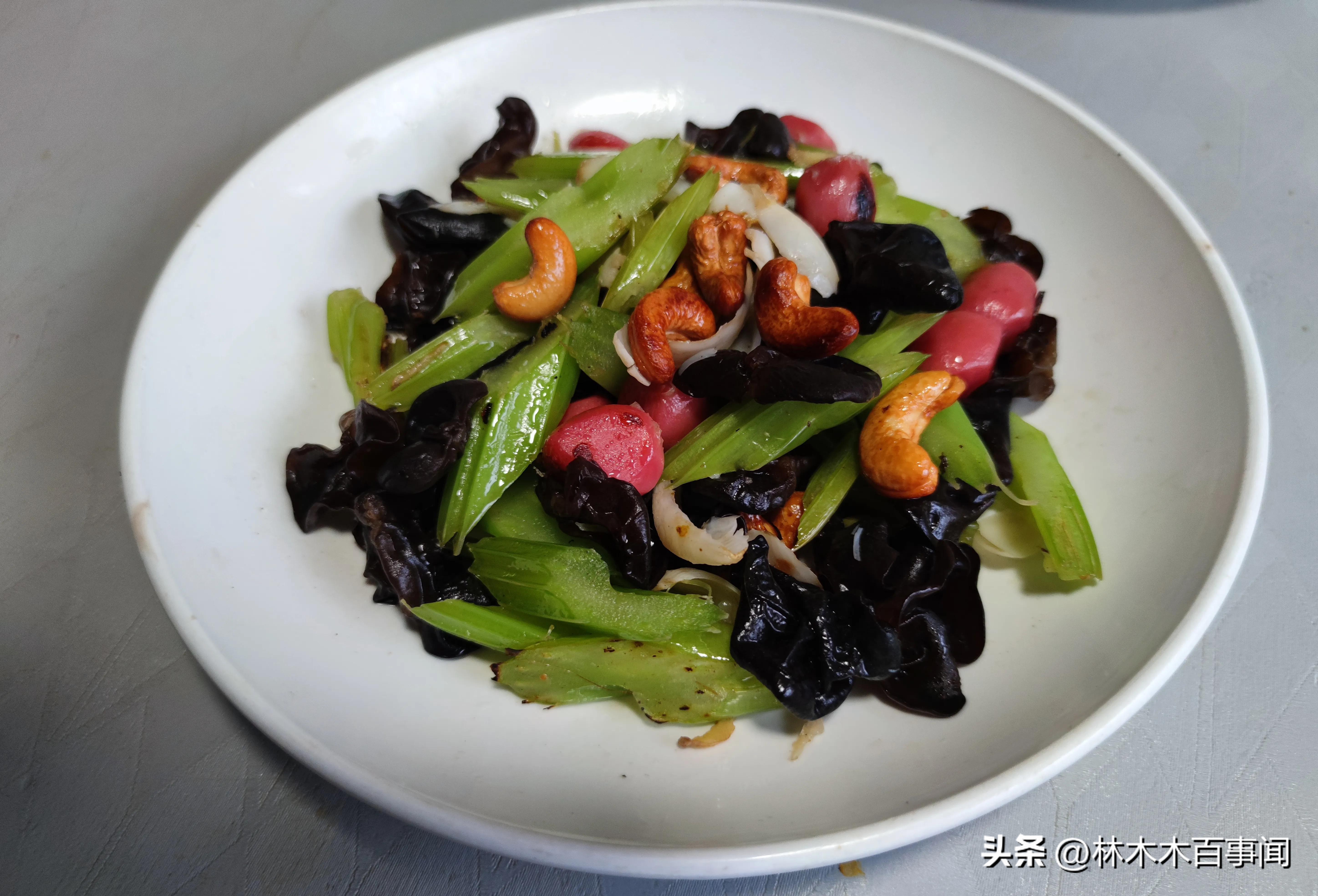 入伏后提醒大家少吃绿豆,三伏天绿豆和什么煮降暑