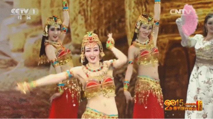 贾玲沈腾本色出演张小斐,贾玲张小斐2020微博之夜红毯视频