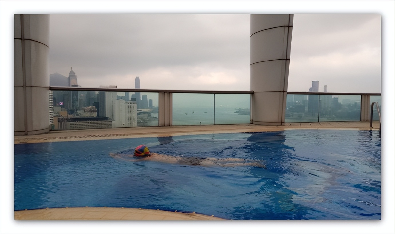 维景酒店游泳池,亚龙湾维景自助餐的游泳池