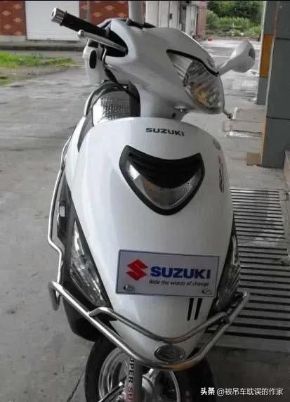 名下有摩托车脱审对小车有影响吗,摩托车驾照脱审多年了怎么办