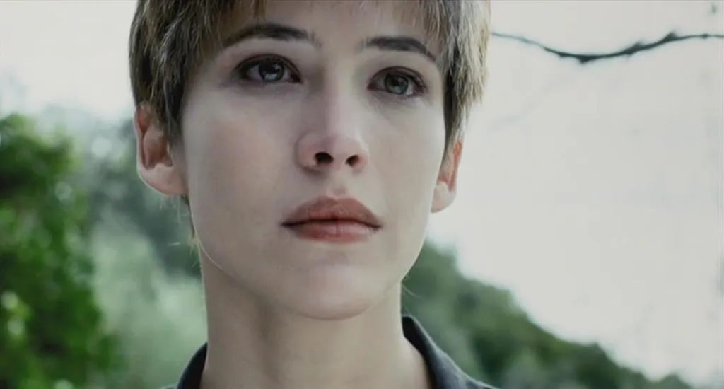 别骂了，世界第一美人想脱就脱