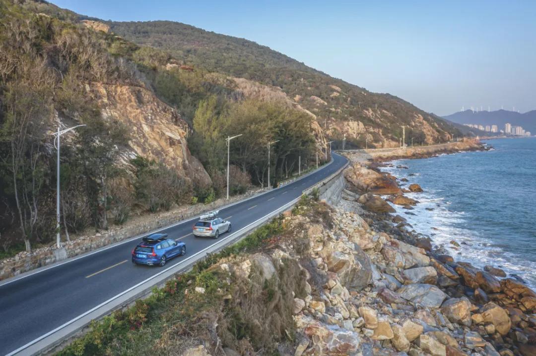 两年前火爆音乐,以前乐队最火的歌