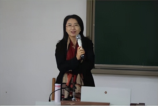 看不起学生的老师是个怎样的教师,看不懂小学数学教材