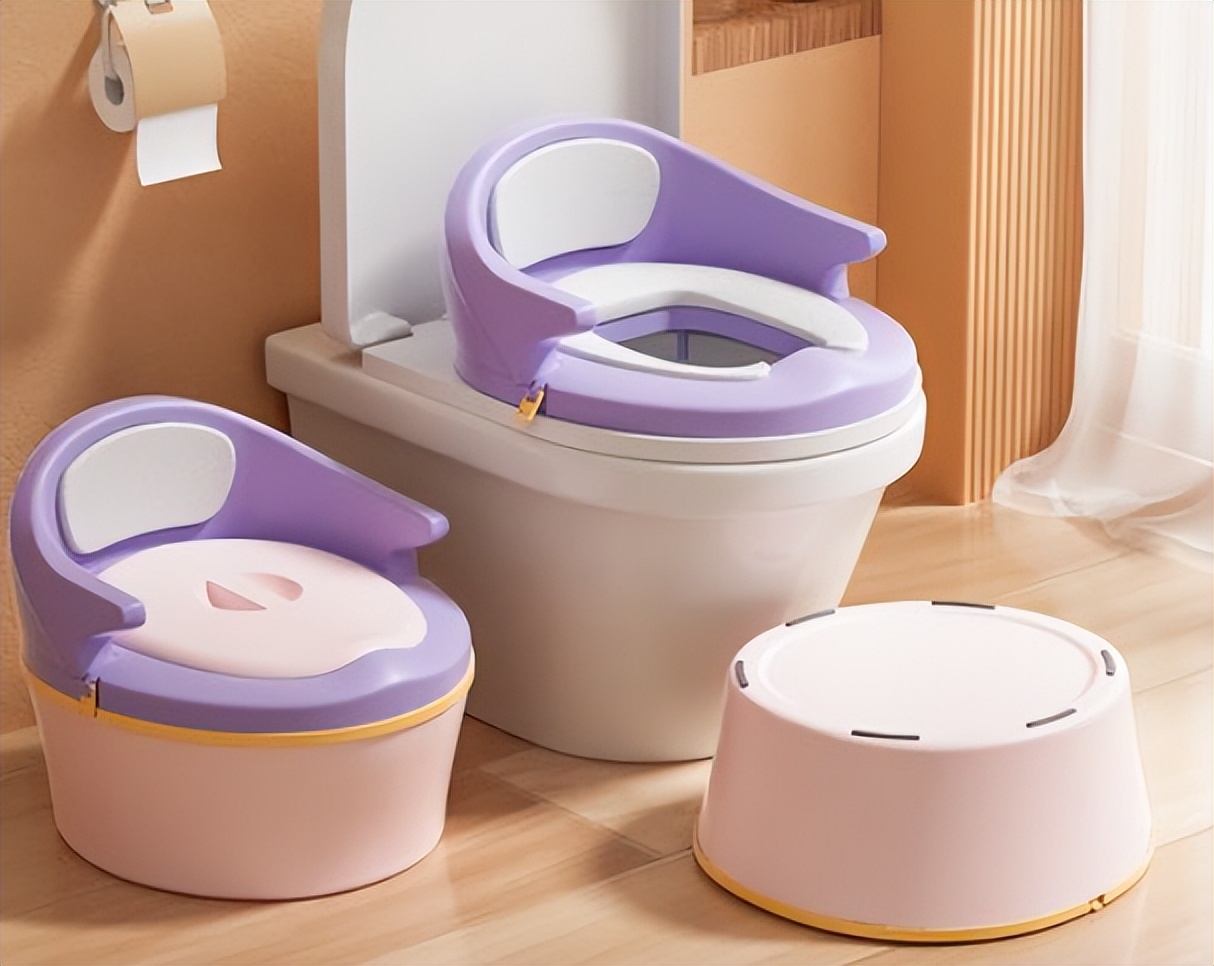 上幼儿园还不会尿尿怎么办,上幼儿园了还用尿不湿正常吗