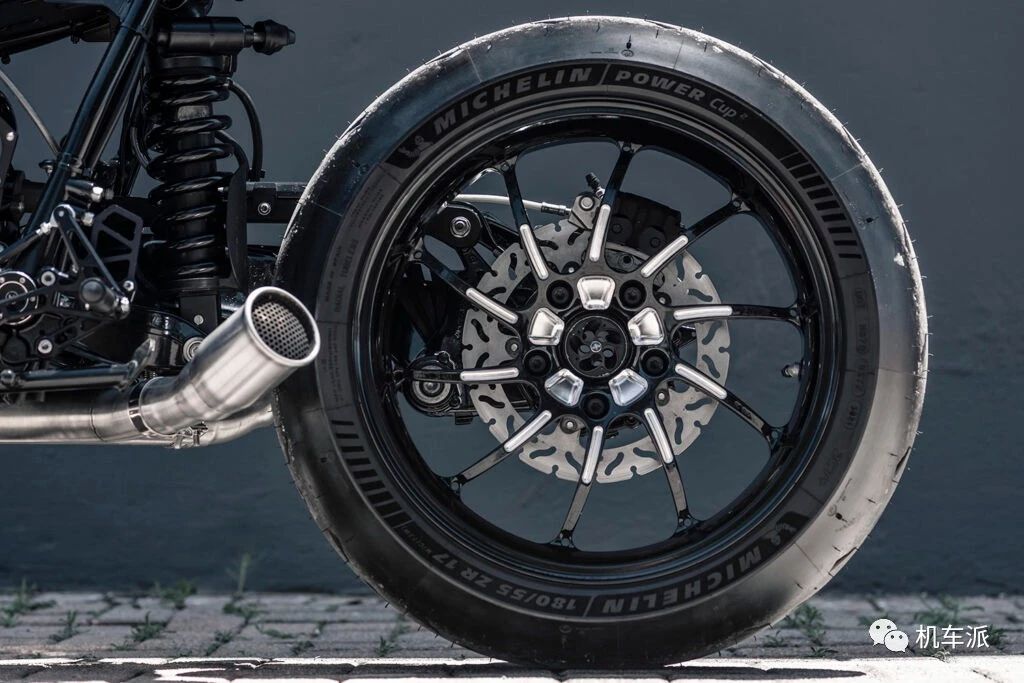 2024宝马拿铁rninet经典款,宝马r-ninet改装