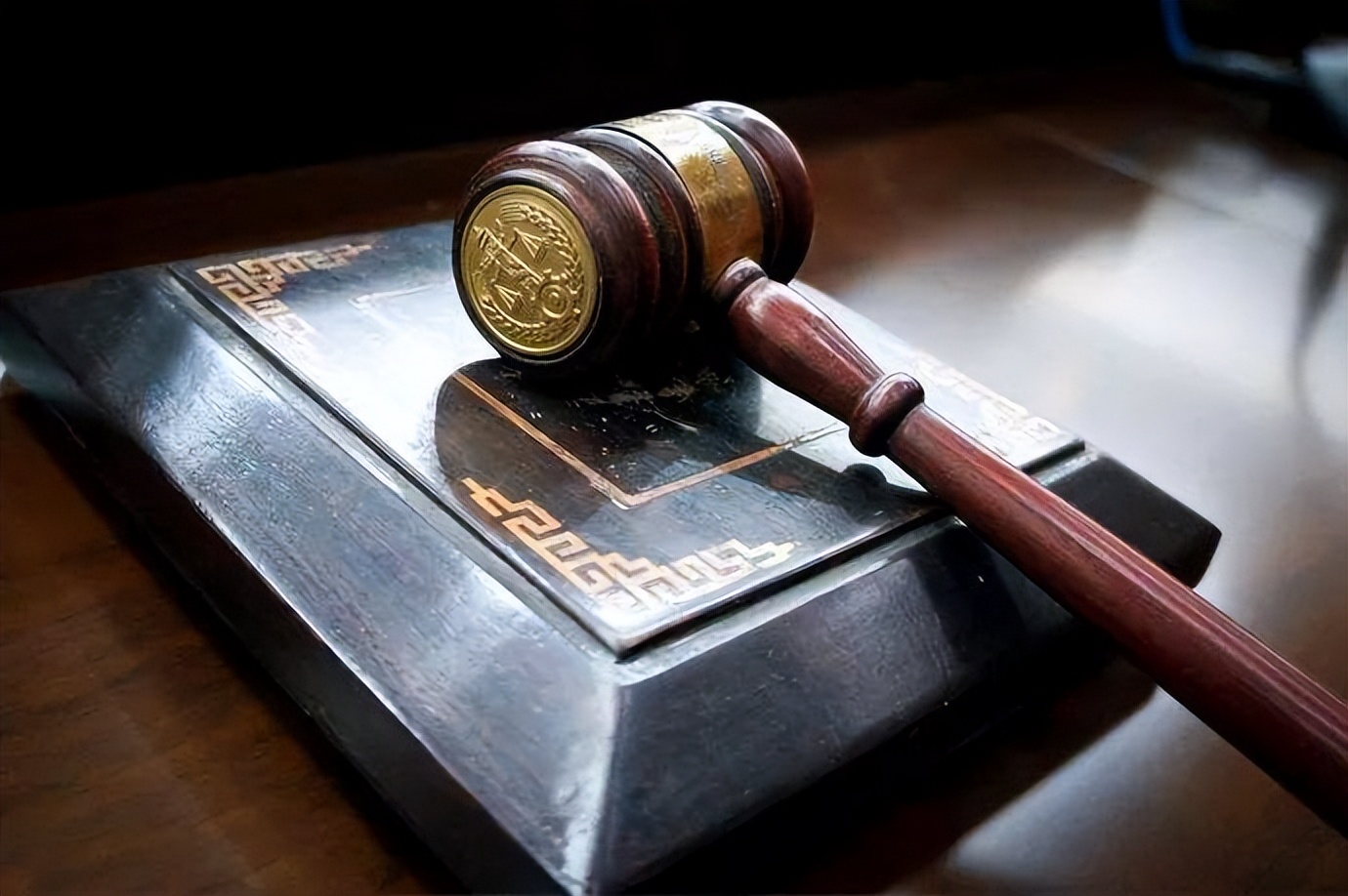 湖南湘潭：男子为爱买单138万，网恋“女友”竟是昔日狱友