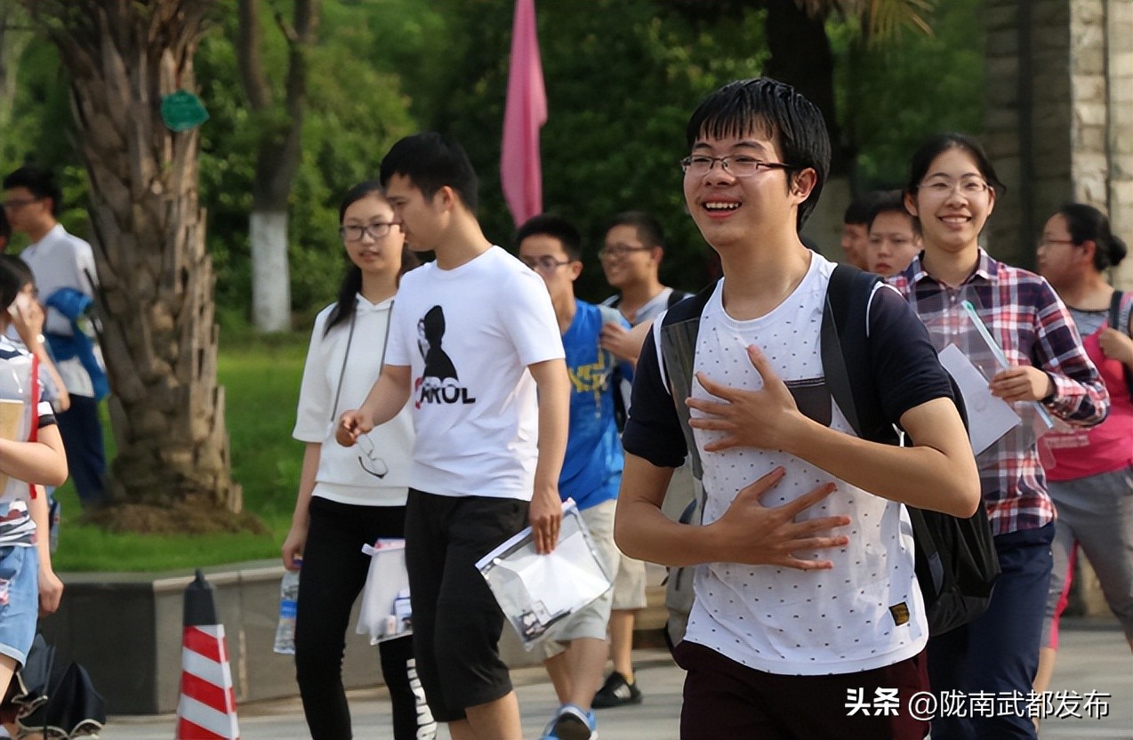 文科考研好就业的十大专业,就业前景好还容易考研的专业