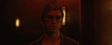 31年作品从未断过,这影史第一丑闻终于公开,满屏血色根本不敢看