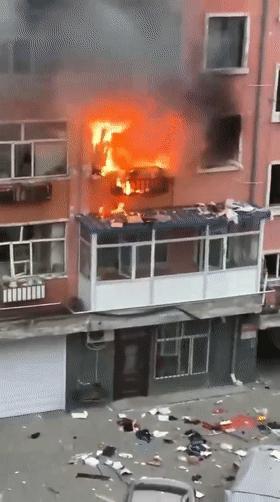 大庆火灾事件,大庆居民楼起火1人抢救无效死亡