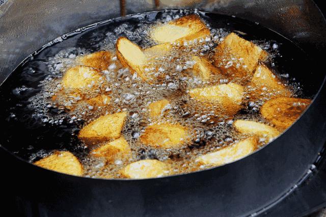 乐山30家苍蝇馆子，我不允许你还没吃过！