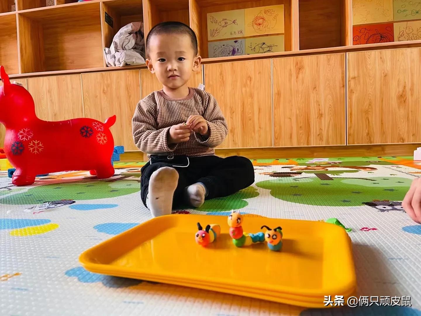 老鼠和白胡子老爷爷的故事,小老鼠和老爷爷故事视频