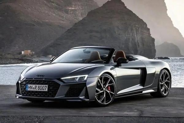 「总裁专车」租奥迪一天多少钱？盘点成都奥迪租赁的底价