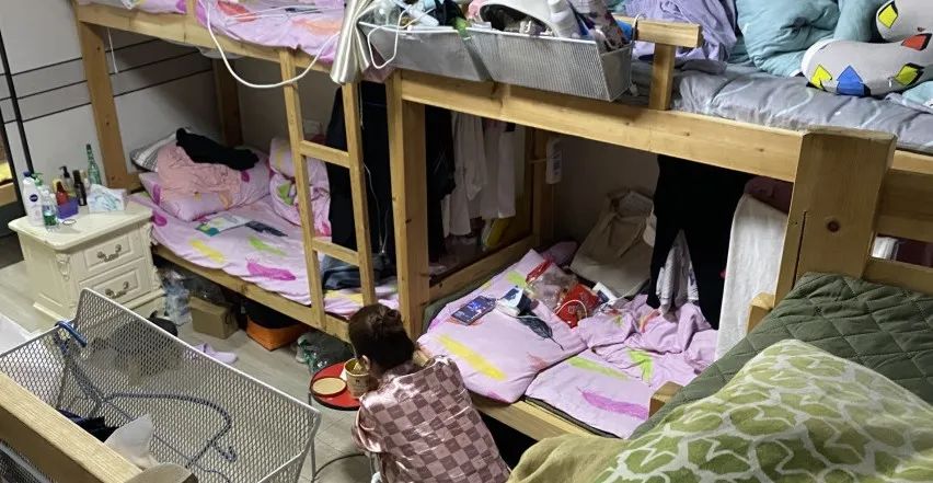 上海青旅打工人,上海不抽烟的青旅