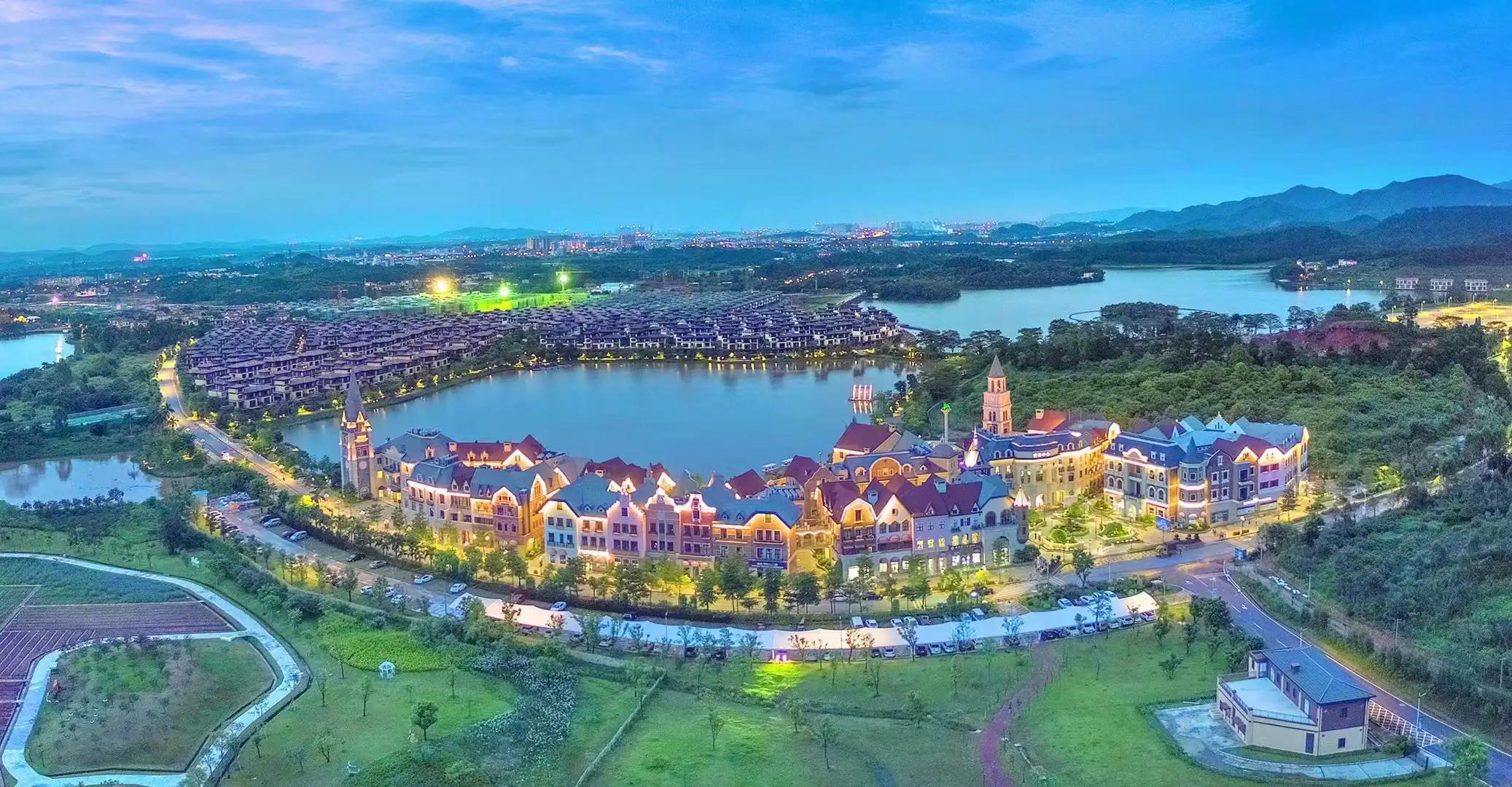 佛山美的鹭湖精装别墅160平双拼,佛山美的鹭湖精装