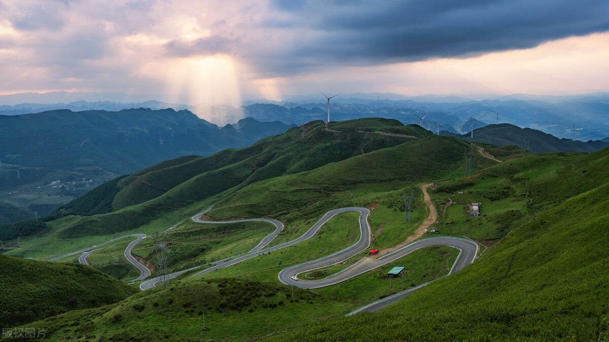国内最值得自驾的七条绝美路线,此生必去的中国100个攻略