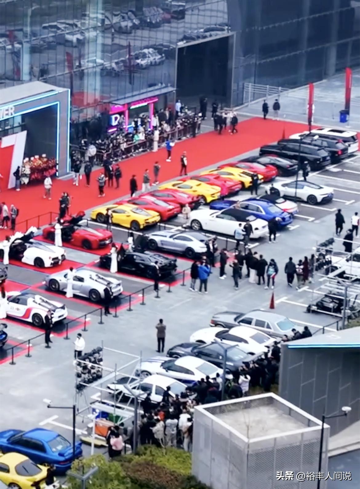 八戒酒吧开业现场去了哪些网红,八戒说车酒吧开业都来了哪些大咖