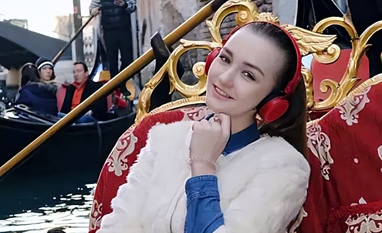 意大利的伯妮与中国婆婆斗智斗勇,意大利超模伯妮个人资料