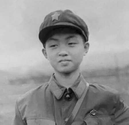 男子做手术变成了女儿身,越南男子24岁做手术变成女子