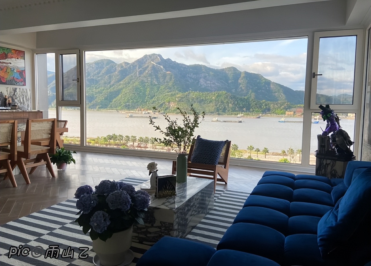 曾风靡一时的“落地窗”，如今为何遭冷遇？原因一目了然