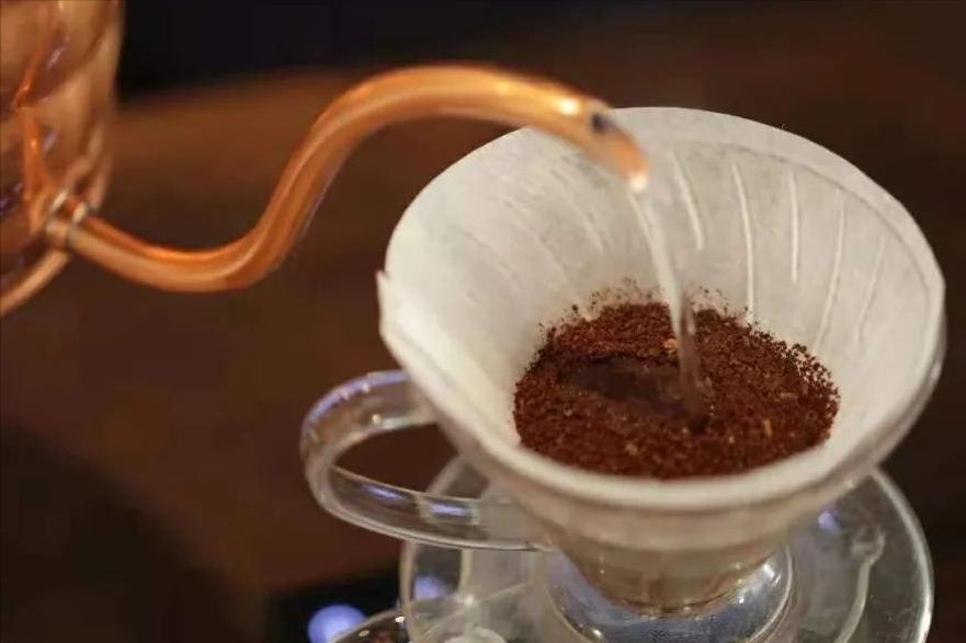 磨了的咖啡豆可以直接冲泡吗,手磨咖啡豆并冲泡的正确方法