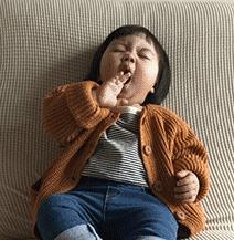 为什么吃东西张嘴会有咯噔的响声,为什么有的时候打哈欠发出响声