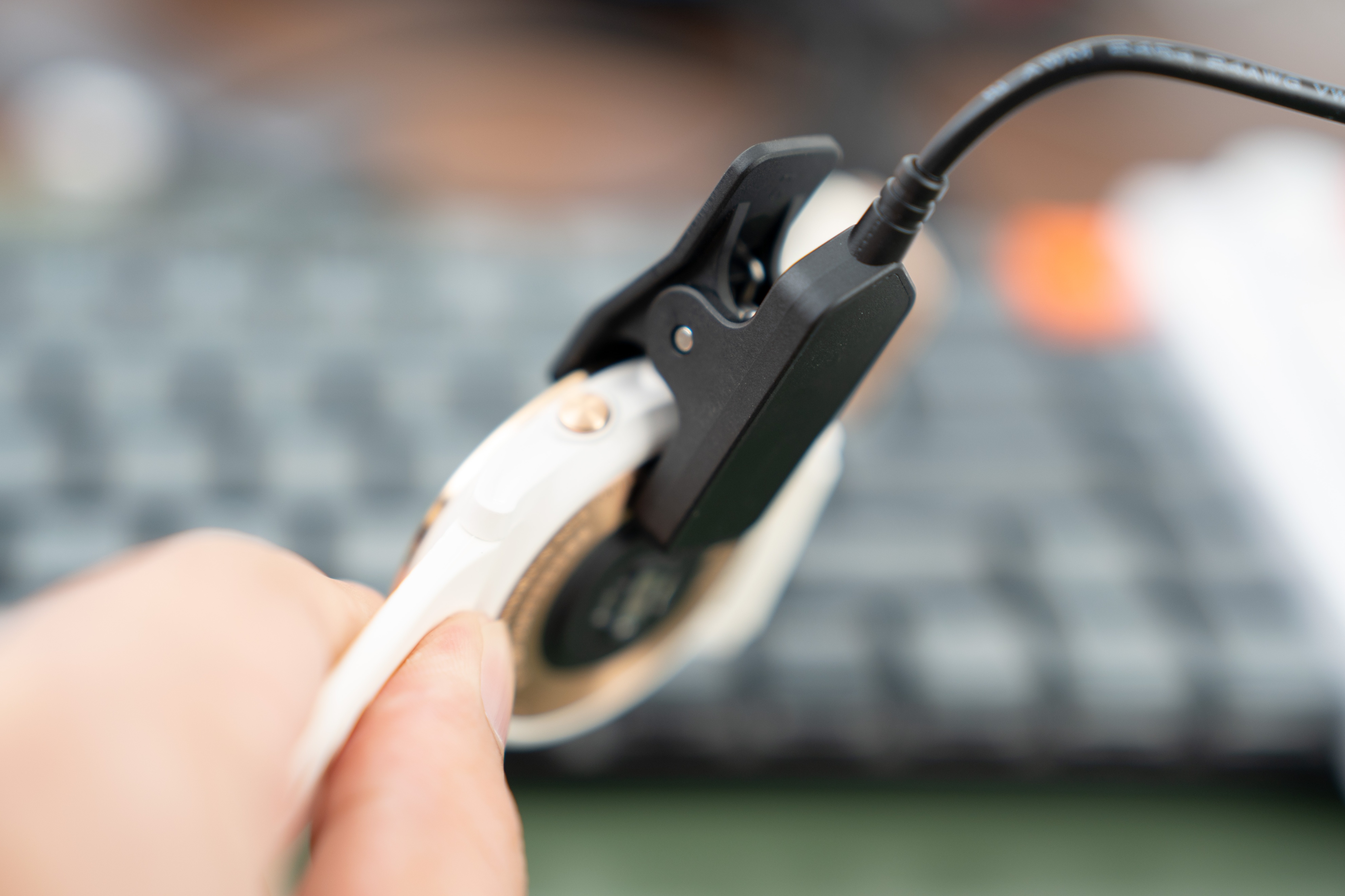 宜准r6手表定位怎么更新,不到一千的稳定器