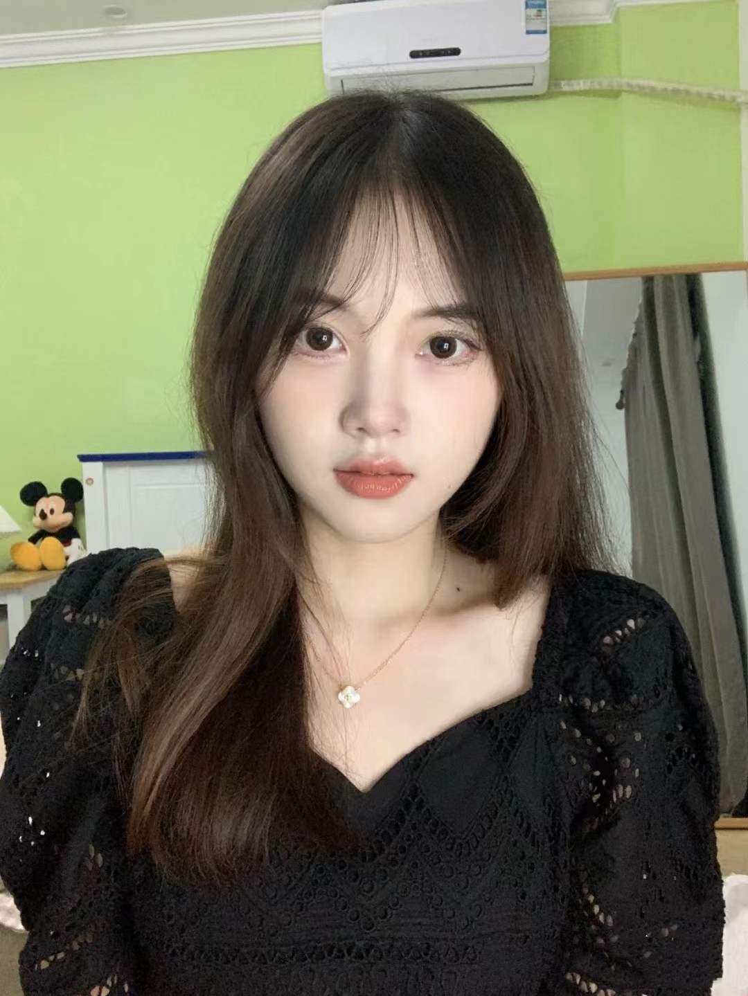 怎么扎头发好看古风不披发戴眼镜,儿童披发发型扎法洋气