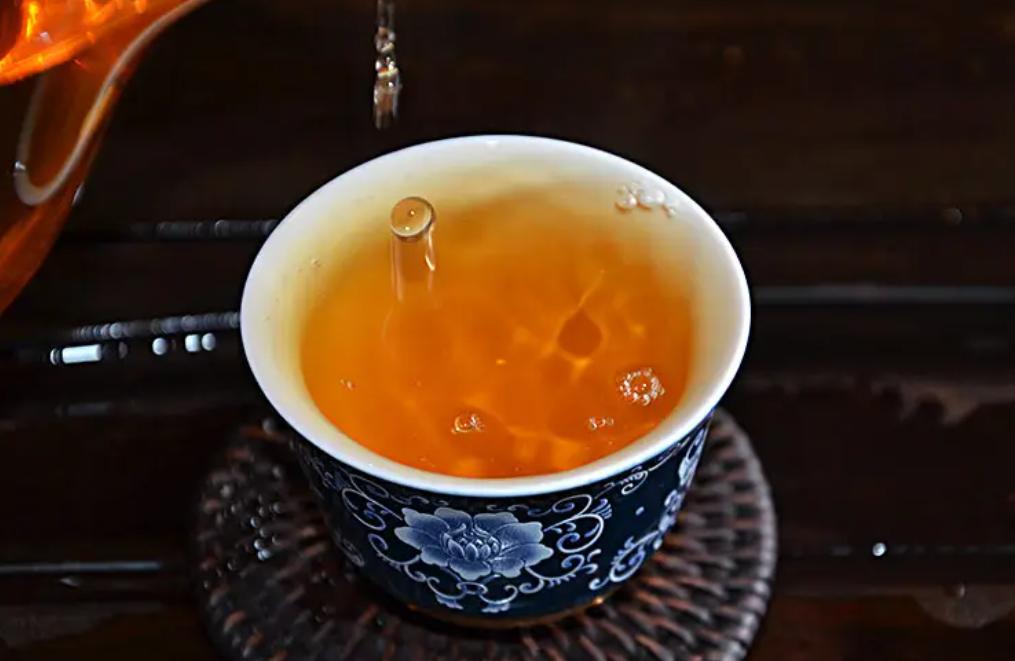 “深秋喝2茶，入冬不用慌”，具体说的是什么？早知道早受益