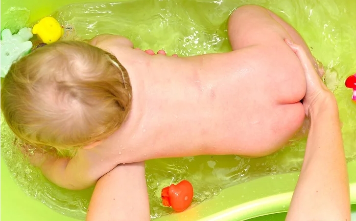 洗澡步骤及注意事项,宝宝洗澡应该注意哪些事项